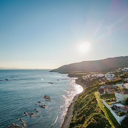 Increible Villa De Madera Con Vistas Al Mar Алхесирас Екстериор снимка