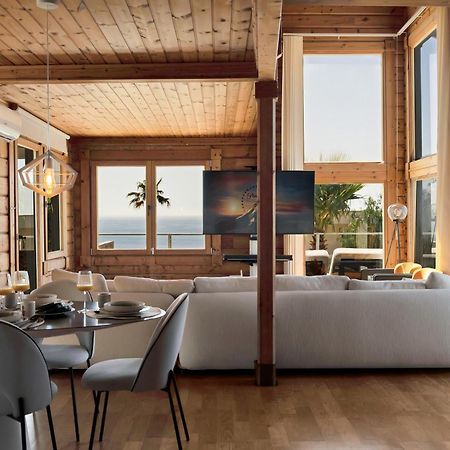 Increible Villa De Madera Con Vistas Al Mar Алхесирас Екстериор снимка